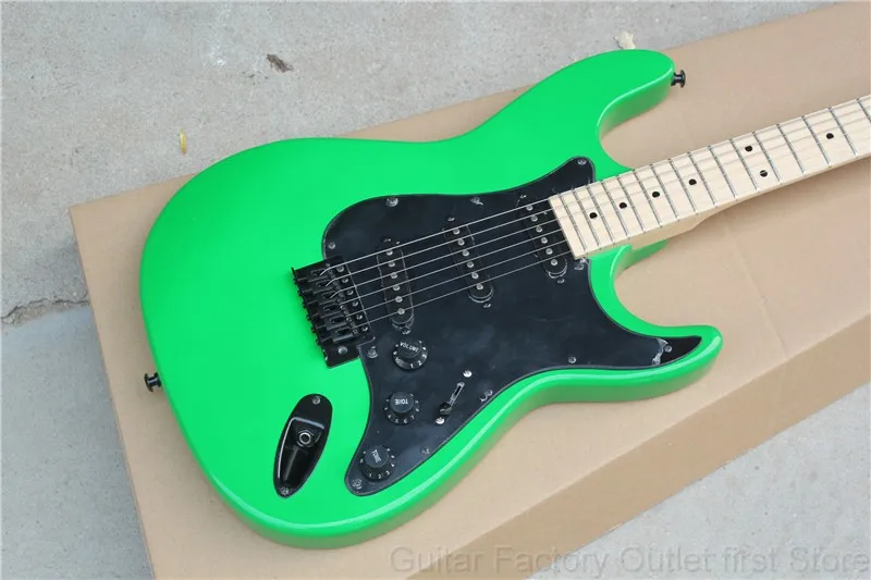Factory store green STRAT black hardware pickguard maple fretboard 6 string Electric Guitar
Factory store green STRAT black hardware pickguard maple fretboard 6 string Electric Guitar