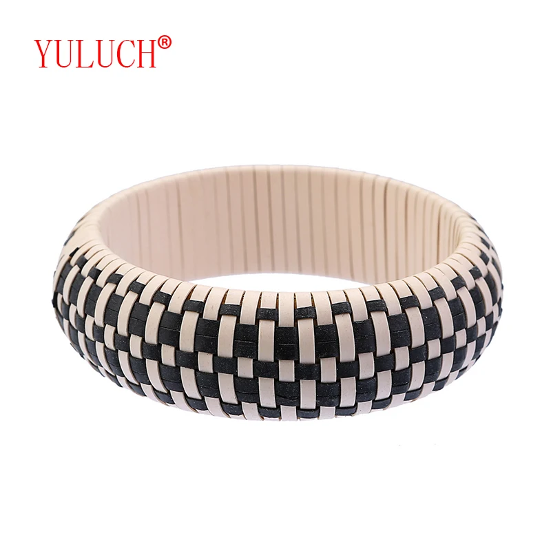 YULUCH 2018 Hot Ethnic Jewelry Accessories Chinese Handmade Glue Making Wooden Bangle for African Women Fashion Party Gifts
YULUCH 2018 Hot Ethnic Jewelry Accessories Chinese Handmade Glue Making Wooden Bangle for African Women Fashion Party Gifts