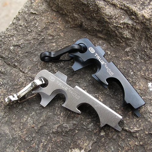 1pcs 8 in 1 EDC Outdoor Survival Gear Keychain Stainless Steel Multi-function Tool
1pcs 8 in 1 EDC Outdoor Survival Gear Keychain Stainless Steel Multi-function Tool