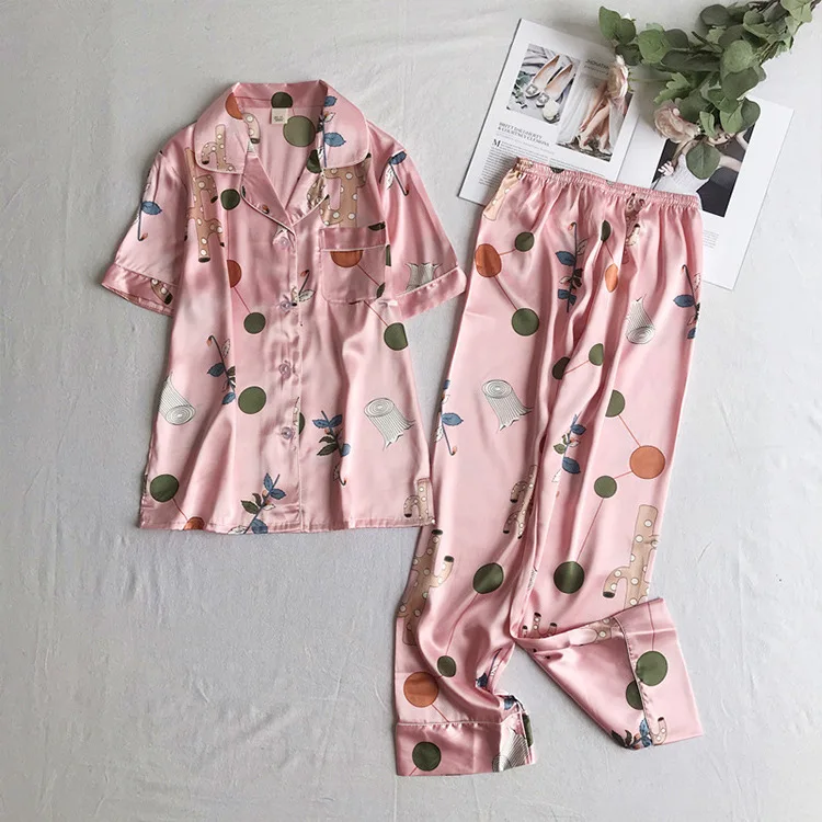 Pink Satin Women Pajamas Suit Sleepwear Sexy Longe Soft Home Clothes 2PCS Shirt&pant Print Pocket Button Lace Bend Sleep Set
Pink Satin Women Pajamas Suit Sleepwear Sexy Longe Soft Home Clothes 2PCS Shirt&pant Print Pocket Button Lace Bend Sleep Set