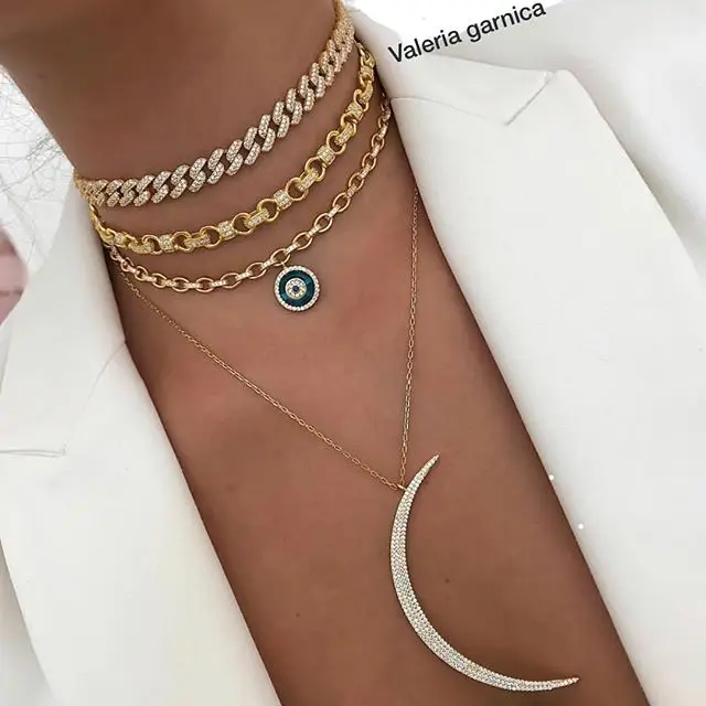2019 Top quality iced out hiphip bling Miami cuban link chain necklace for women Rock CZ adjust choker cuban chain for female
2019 Top quality iced out hiphip bling Miami cuban link chain necklace for women Rock CZ adjust choker cuban chain for female