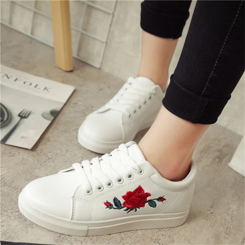 Women Shoes Spring Embroidery Flower Female Chic Casual Shoes Sneakers Leather Shoes White Red Floral Vintage Style
Women Shoes Spring Embroidery Flower Female Chic Casual Shoes Sneakers Leather Shoes White Red Floral Vintage Style