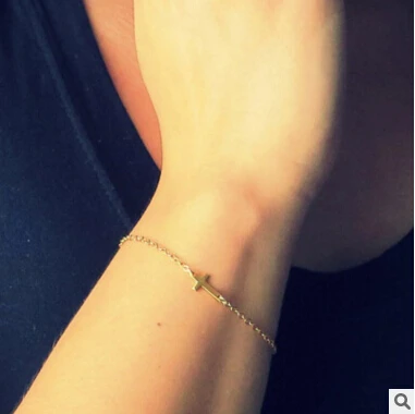 SL 002 2018 Hot new gold necklace bracelet fashion minimalist elegance elegant small cross bracelet couple most beautiful jewelr
SL 002 2018 Hot new gold necklace bracelet fashion minimalist elegance elegant small cross bracelet couple most beautiful jewelr