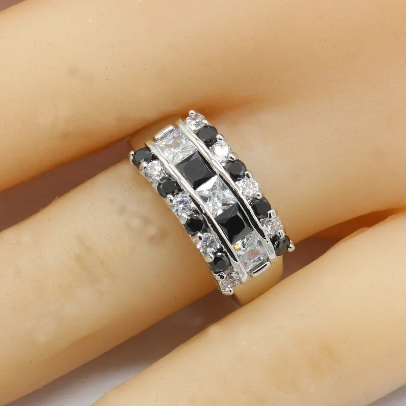 Silver 925 Engagement Rings for Women Black and White Cubic Zirconia Female Ringen Trendy Cocktail Ring Christmas Gifts Ring Box
Silver 925 Engagement Rings for Women Black and White Cubic Zirconia Female Ringen Trendy Cocktail Ring Christmas Gifts Ring Box