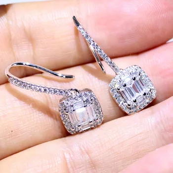Classical High Quality T Square Earring Luxury Jewelry 925 Sterling Silver Princess Cut 5A CZ Women 1 Pair Ear Hook Earring Gift
Classical High Quality T Square Earring Luxury Jewelry 925 Sterling Silver Princess Cut 5A CZ Women 1 Pair Ear Hook Earring Gift