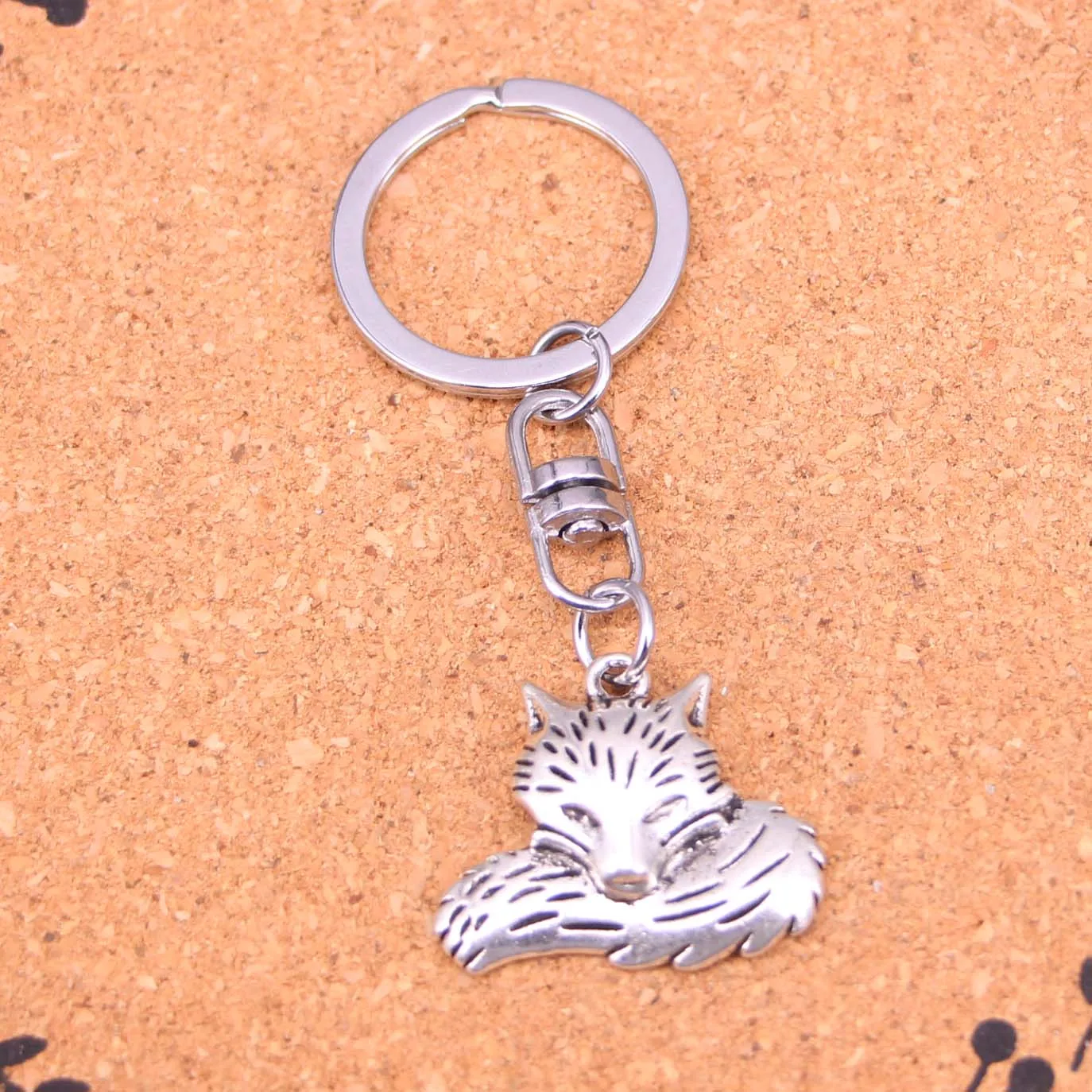 Fashion Jewelry Accessories Silver Pendant wolf tail fox Keychain Key Ring For Women Men Gifts Key Chain
Fashion Jewelry Accessories Silver Pendant wolf tail fox Keychain Key Ring For Women Men Gifts Key Chain
