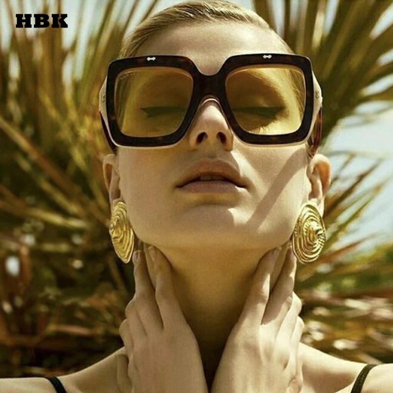 Classic Flip Goggle Square Women Men Sunglasses Retro Star 2018 New Summer Black Yellow Red Brand Designer Plastic Frame UV400
Classic Flip Goggle Square Women Men Sunglasses Retro Star 2018 New Summer Black Yellow Red Brand Designer Plastic Frame UV400