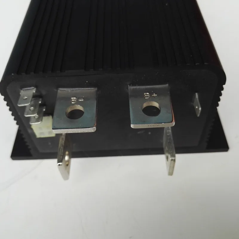 DC Series Motor Controller 1205M-6B501 48V 60V 72V 80V 500A For Curtis 1205M-6B401 60/72V 400A Type
DC Series Motor Controller 1205M-6B501 48V 60V 72V 80V 500A For Curtis 1205M-6B401 60/72V 400A Type