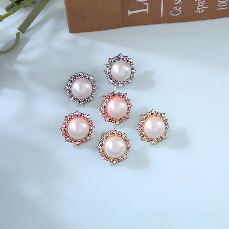 kissme Exquisite Acrylic Pearl Crystal Stud Earrings For Women Gifts Three-color New Fashion Jewelry Accessories 2019 Wholesale
kissme Exquisite Acrylic Pearl Crystal Stud Earrings For Women Gifts Three-color New Fashion Jewelry Accessories 2019 Wholesale