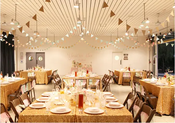 Wholesale 10PCS 90x156inch Gold Sequin Tablecloth,Custom Made Rectangle Sequin Table cloth,Sparkling Sequin Table Cover
Wholesale 10PCS 90x156inch Gold Sequin Tablecloth,Custom Made Rectangle Sequin Table cloth,Sparkling Sequin Table Cover
