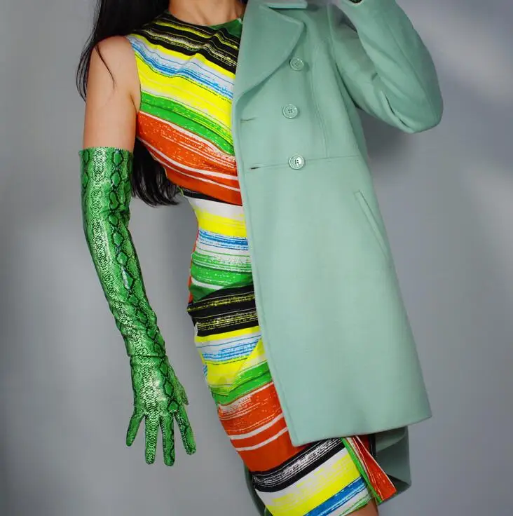 Women's green color snake skin print faux pu leather long gloves female sexy club party dress fashion long glove 60cm R1563
Women's green color snake skin print faux pu leather long gloves female sexy club party dress fashion long glove 60cm R1563