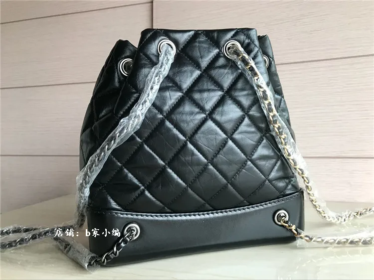 WR07260 Fashionable Luxury Backpack Simple Portable Folding Europe Designer Backpack Famous Brand Runway Luggage Bag
WR07260 Fashionable Luxury Backpack Simple Portable Folding Europe Designer Backpack Famous Brand Runway Luggage Bag
