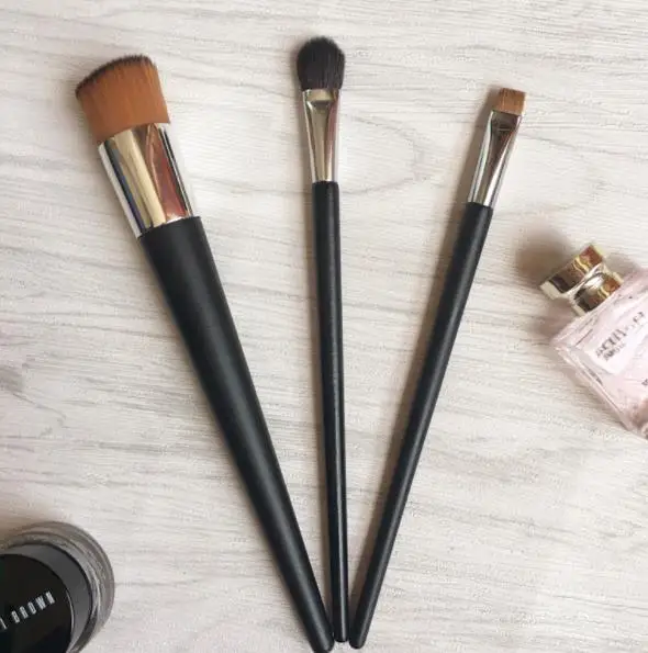 LUFUSEAN Foundation Full Coverage Fluid Brush #12 Medium Eyeshadow Brush #21 Liquid Cream Makeup Brush
LUFUSEAN Foundation Full Coverage Fluid Brush #12 Medium Eyeshadow Brush #21 Liquid Cream Makeup Brush