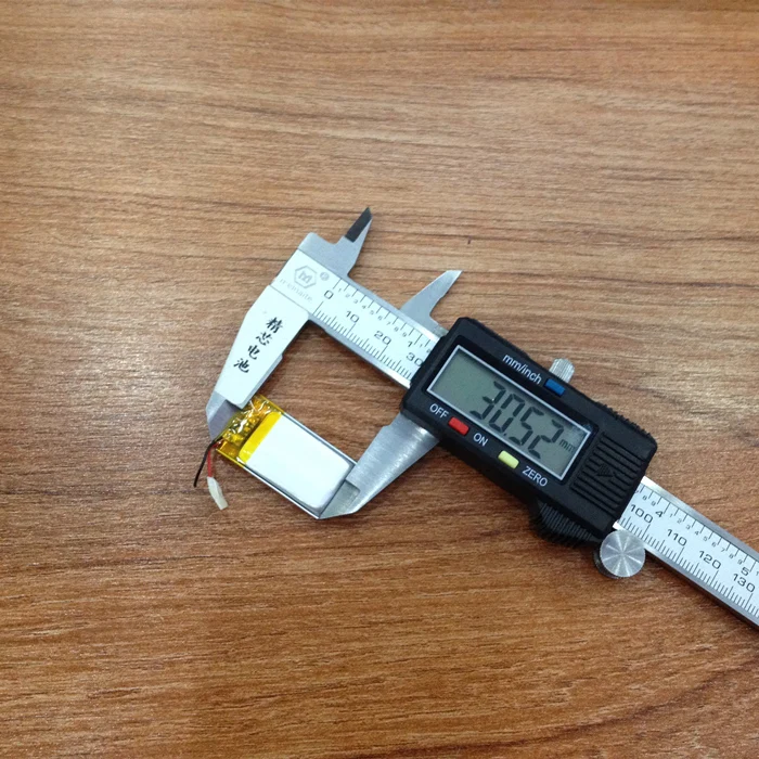 3.7 В литиевая батарея, 401730041730 170 мАч MP4 MP5 игрушки, гарнитура Bluetooth, камера ручки Перезаряжаемые литий-ионный аккумулятор
3.7 В литиевая батарея, 401730041730 170 мАч MP4 MP5 игрушки, гарнитура Bluetooth, камера ручки Перезаряжаемые литий-ионный аккумулятор