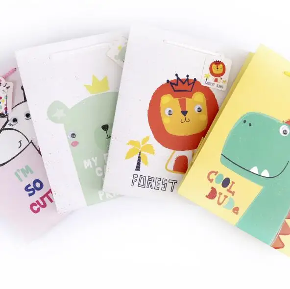 4Pcs/Set Jungle animals gift bag and gift shopping bag paper gift bag Festival Party supplies different patterns
4Pcs/Set Jungle animals gift bag and gift shopping bag paper gift bag Festival Party supplies different patterns