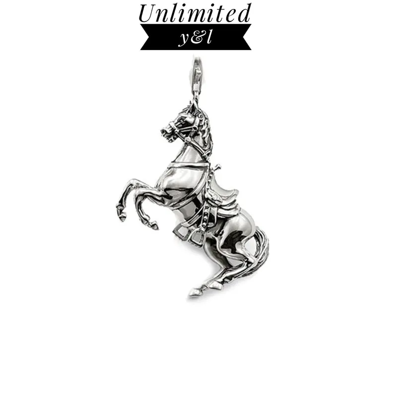 War Horses Charm Pendants for Necklace Men Thomas Style Silver Steed Fashion DIY Jewelry Making Accessories 2018 New Arrivals
War Horses Charm Pendants for Necklace Men Thomas Style Silver Steed Fashion DIY Jewelry Making Accessories 2018 New Arrivals