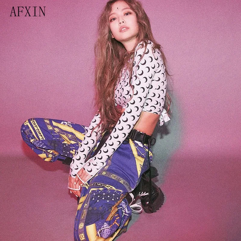 Hot Moon Print T Shirts Women 2019 New BLACKPINK Kpop Fashion Long Sleeve Cropped Tee Come Back Street Bodycon Crop Tops White
Hot Moon Print T Shirts Women 2019 New BLACKPINK Kpop Fashion Long Sleeve Cropped Tee Come Back Street Bodycon Crop Tops White