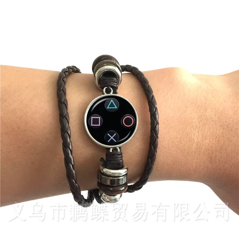 Vintage Video Game Controller Bracelet Cool Men Gaming Gamer Jewelry Gift Controller Gamepad Black/Brown Leather Bangle Gift
Vintage Video Game Controller Bracelet Cool Men Gaming Gamer Jewelry Gift Controller Gamepad Black/Brown Leather Bangle Gift