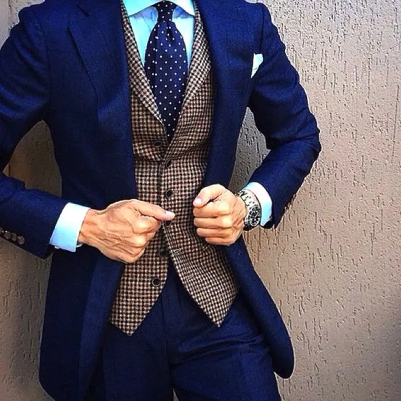 Blue slim fit Men Suit Costume Homme mariage Formal Business men Blazer Suit Wedding Groom Mens Suits 2017 (jacket+pants)
Blue slim fit Men Suit Costume Homme mariage Formal Business men Blazer Suit Wedding Groom Mens Suits 2017 (jacket+pants)