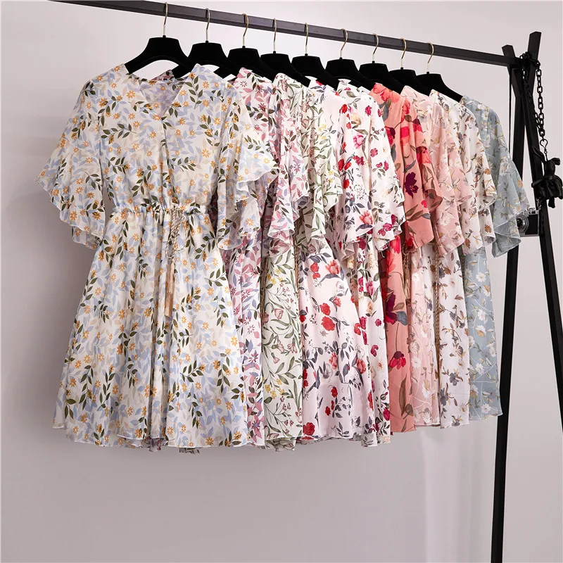 2019 summer new dress women's floral print mini dress female sense V-neck short-sleeved dress evening dress vestidos with lining
2019 summer new dress women's floral print mini dress female sense V-neck short-sleeved dress evening dress vestidos with lining