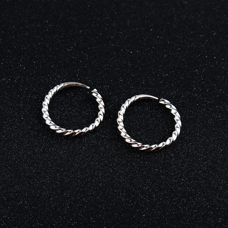 1pcs European Vintage Silver Color Endless Circle Earring Handmade Simple Hoop Earrings Bali Wrap For Women Fashion Jewelry 1cm
1pcs European Vintage Silver Color Endless Circle Earring Handmade Simple Hoop Earrings Bali Wrap For Women Fashion Jewelry 1cm