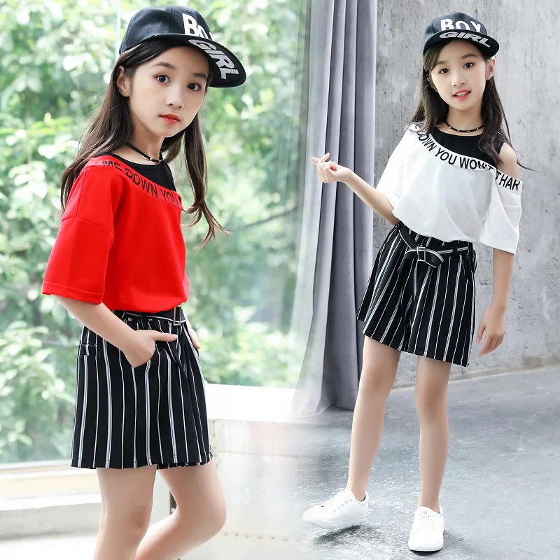 Summer Girls Clothing Sets 2019 New Fashion Children Cotton Short Sleeve T-shirt + Striped Shorts Kids Girl Clothes Sport Suits
Summer Girls Clothing Sets 2019 New Fashion Children Cotton Short Sleeve T-shirt + Striped Shorts Kids Girl Clothes Sport Suits
