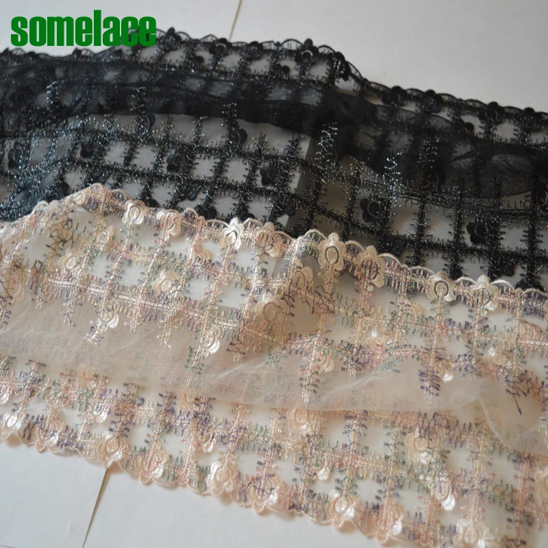 24cm wide(2yds/lot)black~complexion gauze Square floral embroidery lace Hight quality lace fabrics embroidered lace2018102704
24cm wide(2yds/lot)black~complexion gauze Square floral embroidery lace Hight quality lace fabrics embroidered lace2018102704