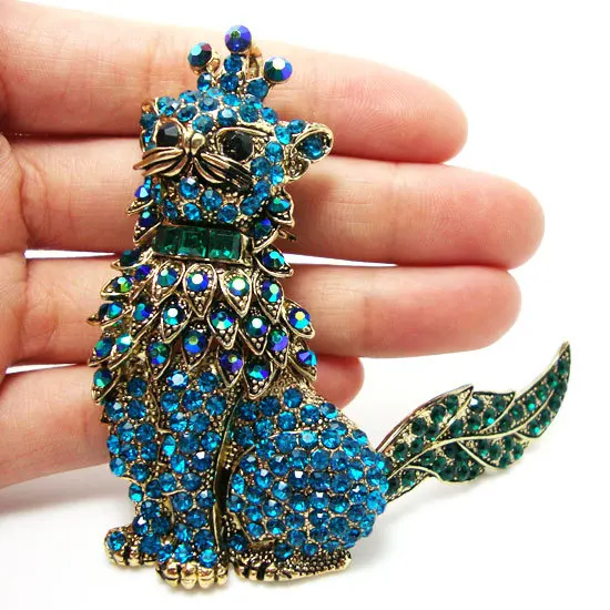 Fashion Domineering Cat King Green Crystal Antique Gold Pendant Brooch,With Rotatable Tail
Fashion Domineering Cat King Green Crystal Antique Gold Pendant Brooch,With Rotatable Tail