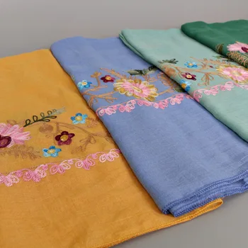 women fashion embroidery cotton floral bohemian shawls hijab summer muslim wraps long muffler scarves/scarf 15 color 180*90cm
women fashion embroidery cotton floral bohemian shawls hijab summer muslim wraps long muffler scarves/scarf 15 color 180*90cm