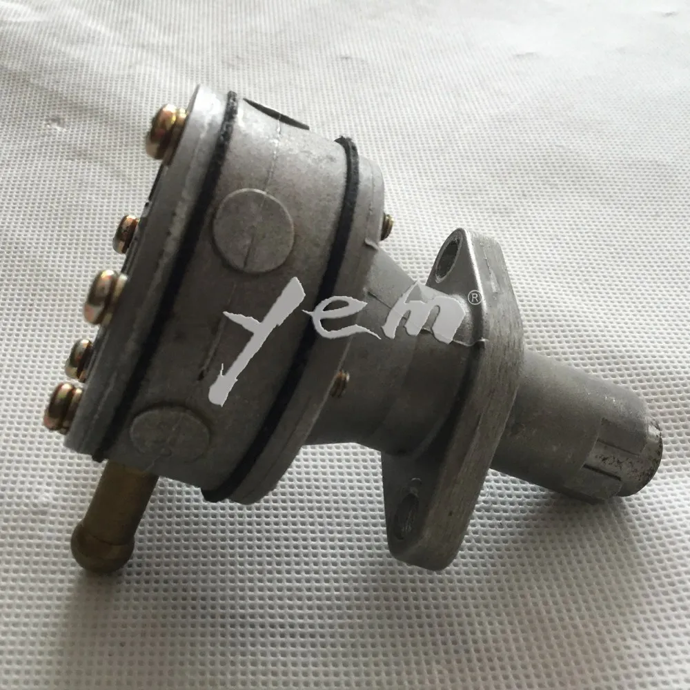 Kubota V1702 Fuel Pump 15263-52030