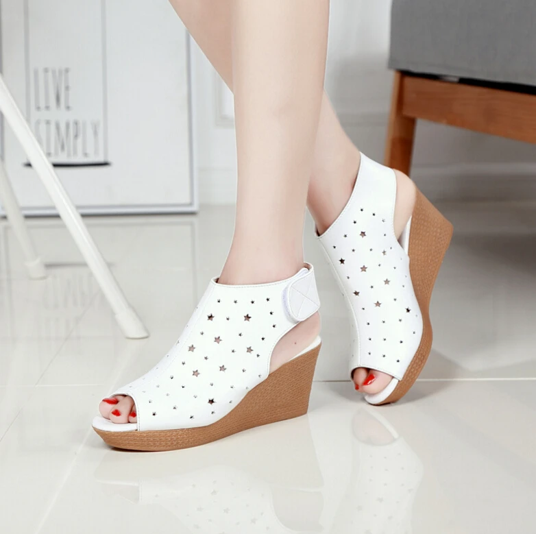 New 2019 fashion Genuine leather Roman women wedge sandals peep-toe platform heels summer Elegant woman platform shoes
New 2019 fashion Genuine leather Roman women wedge sandals peep-toe platform heels summer Elegant woman platform shoes