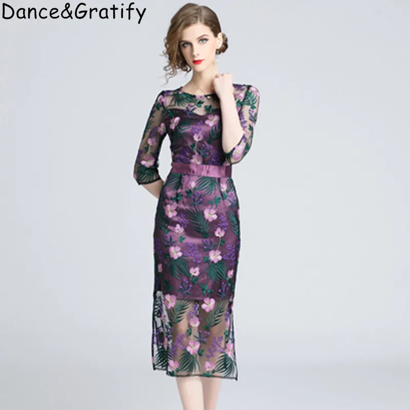 New 2019 Spring Women Luxury Mesh Embroidery Flowers Runway Dress Purple Half Sleeve Slim Bodycon Party Dresses
New 2019 Spring Women Luxury Mesh Embroidery Flowers Runway Dress Purple Half Sleeve Slim Bodycon Party Dresses