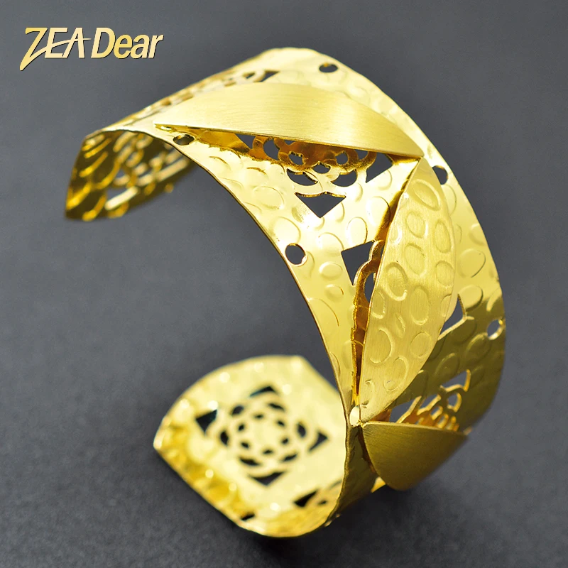 ZEADear Jewelry Romantic Jewelry Flower Bangle For Women Dubai Fashion Round Bracelet For Wedding Engagement Jewelry Findings
ZEADear Jewelry Romantic Jewelry Flower Bangle For Women Dubai Fashion Round Bracelet For Wedding Engagement Jewelry Findings