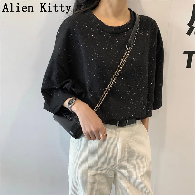 

Alien Kitty Korea Appliques New Summer 2019 Hot Casual Sequins Short Sleeves Fashion Simple Loose O-Neck Basic T-shirts 2 Colors