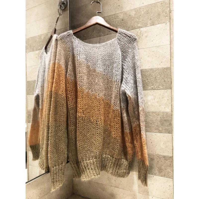 2019 autumn winter women's hollow shoulder loose sweater mohair thin sweater sweater gradient casual soft sweater
2019 autumn winter women's hollow shoulder loose sweater mohair thin sweater sweater gradient casual soft sweater