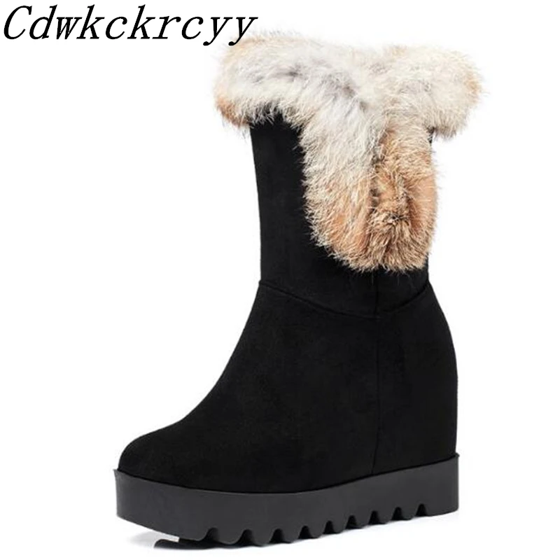 Women Boots Autumn and winter New style Thick bottom Internal increase Rabbit's hair Suede thickening Keep warm Snow boots 34-43
Women Boots Autumn and winter New style Thick bottom Internal increase Rabbit's hair Suede thickening Keep warm Snow boots 34-43