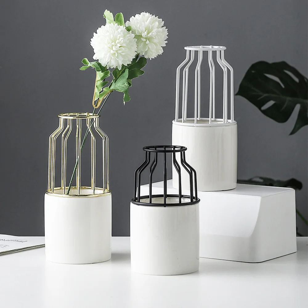 Nordic Minimalism Large Size Ceramic Vase Wrought Iron Vases Simple Design Iron Frame Plant Inserted Flower Pot
Nordic Minimalism Large Size Ceramic Vase Wrought Iron Vases Simple Design Iron Frame Plant Inserted Flower Pot