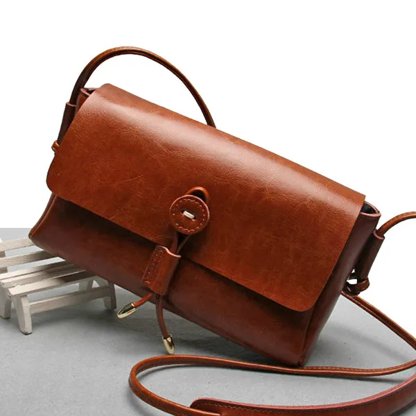 Real Italian Leather Ladies Messenger bags, retro trend handbags, fashion Shoulder bags cowskin Crossbody bags Satchel Purse
Real Italian Leather Ladies Messenger bags, retro trend handbags, fashion Shoulder bags cowskin Crossbody bags Satchel Purse