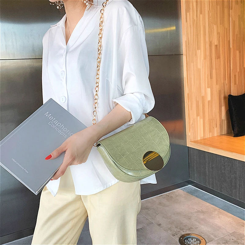 Crossbody bags for women Fashion Chain Shoulder Bag Simple Solid Bags with Crocodile Pattern Semicircular Luxury Handbags
Crossbody bags for women Fashion Chain Shoulder Bag Simple Solid Bags with Crocodile Pattern Semicircular Luxury Handbags