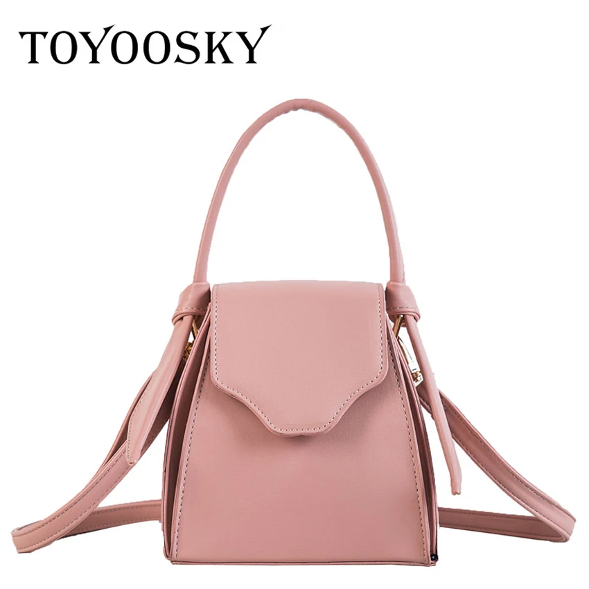 TOYOOSKY Women Bucket Handbags Chic Trend Mini Lantern Shaped Ladies Messenger Bag Retro Solid Crossbody Bag for Girls Purses
TOYOOSKY Women Bucket Handbags Chic Trend Mini Lantern Shaped Ladies Messenger Bag Retro Solid Crossbody Bag for Girls Purses
