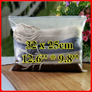 Free Shipping 50pcs/lot 32cm*25cm*160mic Half Clear Frosted Plastic Bag,Christmas Clothing Bag,Plastic Zipper Bag,Resealable Bag
Free Shipping 50pcs/lot 32cm*25cm*160mic Half Clear Frosted Plastic Bag,Christmas Clothing Bag,Plastic Zipper Bag,Resealable Bag