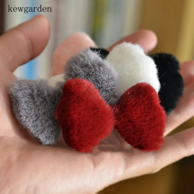 Kewgarden Handmade Bowknot DIY Hair Bow Brooch Material Accessories Imitation Rabbit Plush Bow 4*6.5cm 30 Pcs/ lot
Kewgarden Handmade Bowknot DIY Hair Bow Brooch Material Accessories Imitation Rabbit Plush Bow 4*6.5cm 30 Pcs/ lot