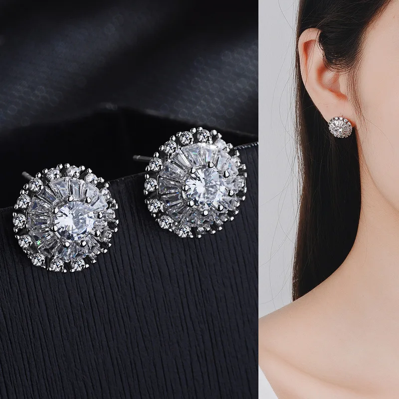 Jewelry & Accessories,Fashion Jewelry,Stud Earrings. Silver zircon sunflower earrings.
Jewelry & Accessories,Fashion Jewelry,Stud Earrings. Silver zircon sunflower earrings.