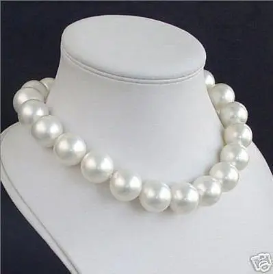 BEAUTIFUL 16MM AAA WHITE SEA SHELL PEARL NECKLACE 18" AAA style Fine Noble real Natural free shipping
BEAUTIFUL 16MM AAA WHITE SEA SHELL PEARL NECKLACE 18" AAA style Fine Noble real Natural free shipping
