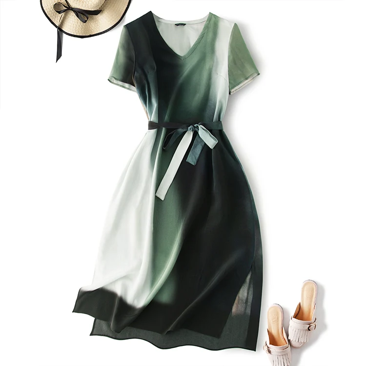 Mulberry Silk 19 Mm Silk Ink Green Gradual Variation V-collar Short-sleeved Fashioned Mid-long Dress
Mulberry Silk 19 Mm Silk Ink Green Gradual Variation V-collar Short-sleeved Fashioned Mid-long Dress
