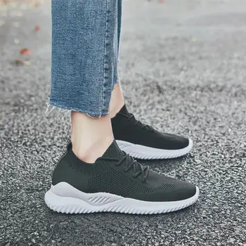 Women Breathable Running Shoes Outdoor Jogging Walking Lightweight Shoes Comfortable Sports Sneakers
Women Breathable Running Shoes Outdoor Jogging Walking Lightweight Shoes Comfortable Sports Sneakers