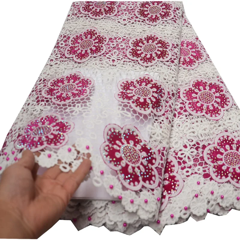 African Velvet Fabric Embroidered White Milk Silk Guipure Lace Fabric Rhinestones and Beaded Lace High Quality Dress W2-683
African Velvet Fabric Embroidered White Milk Silk Guipure Lace Fabric Rhinestones and Beaded Lace High Quality Dress W2-683