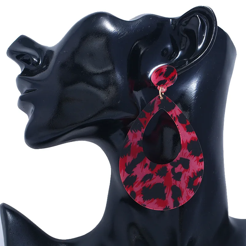 2019 fashion exaggerated atmosphere leopard personality geometric round acrylic long pendant female resin earrings
2019 fashion exaggerated atmosphere leopard personality geometric round acrylic long pendant female resin earrings