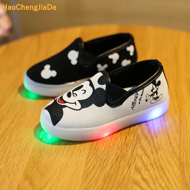 New 2018 hot sales net breathable lighting children casual shoes cool candy color kids sneakers LED glowing baby girls boys shoe
New 2018 hot sales net breathable lighting children casual shoes cool candy color kids sneakers LED glowing baby girls boys shoe