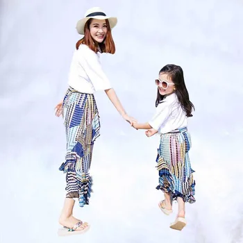 2020 Summer Style Family Look Mother Daughter Dresses Family Matching Outfits Bohemian T-shirts Skirt mommy and me clothes
2020 Summer Style Family Look Mother Daughter Dresses Family Matching Outfits Bohemian T-shirts Skirt mommy and me clothes